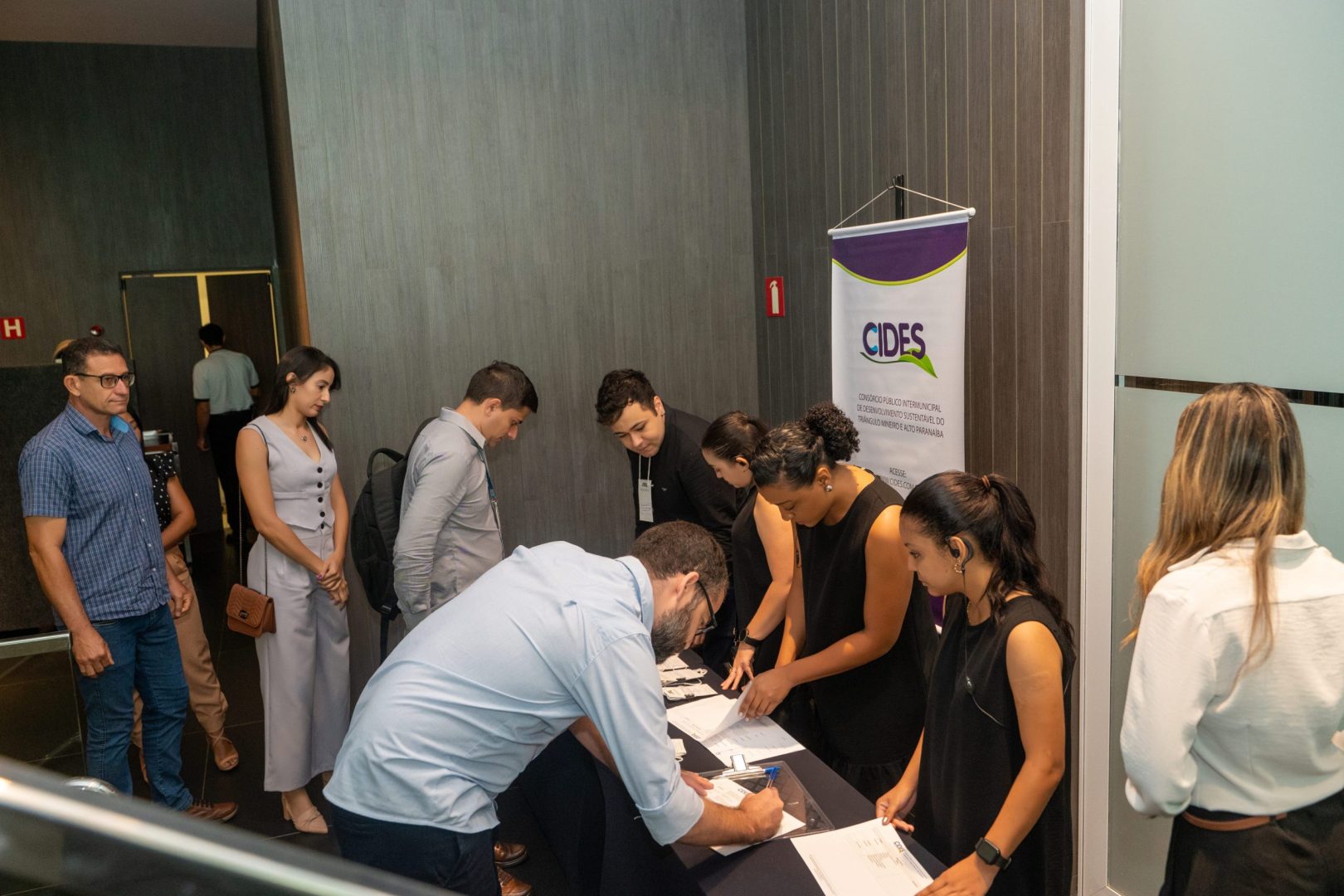 LUIZCROSARA 34988442828