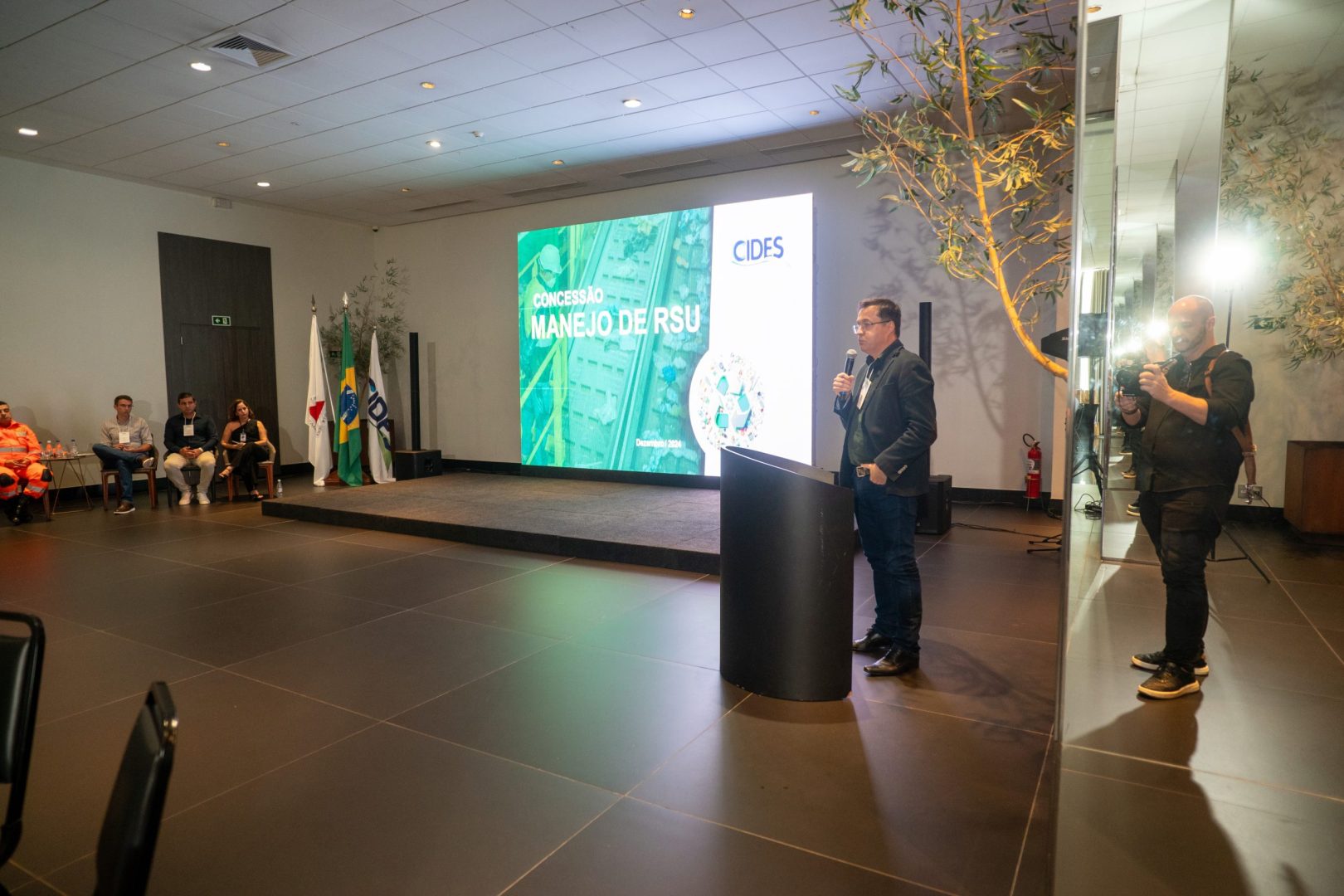 LUIZCROSARA 34988442828