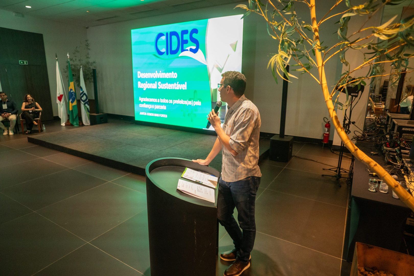 LUIZCROSARA 34988442828