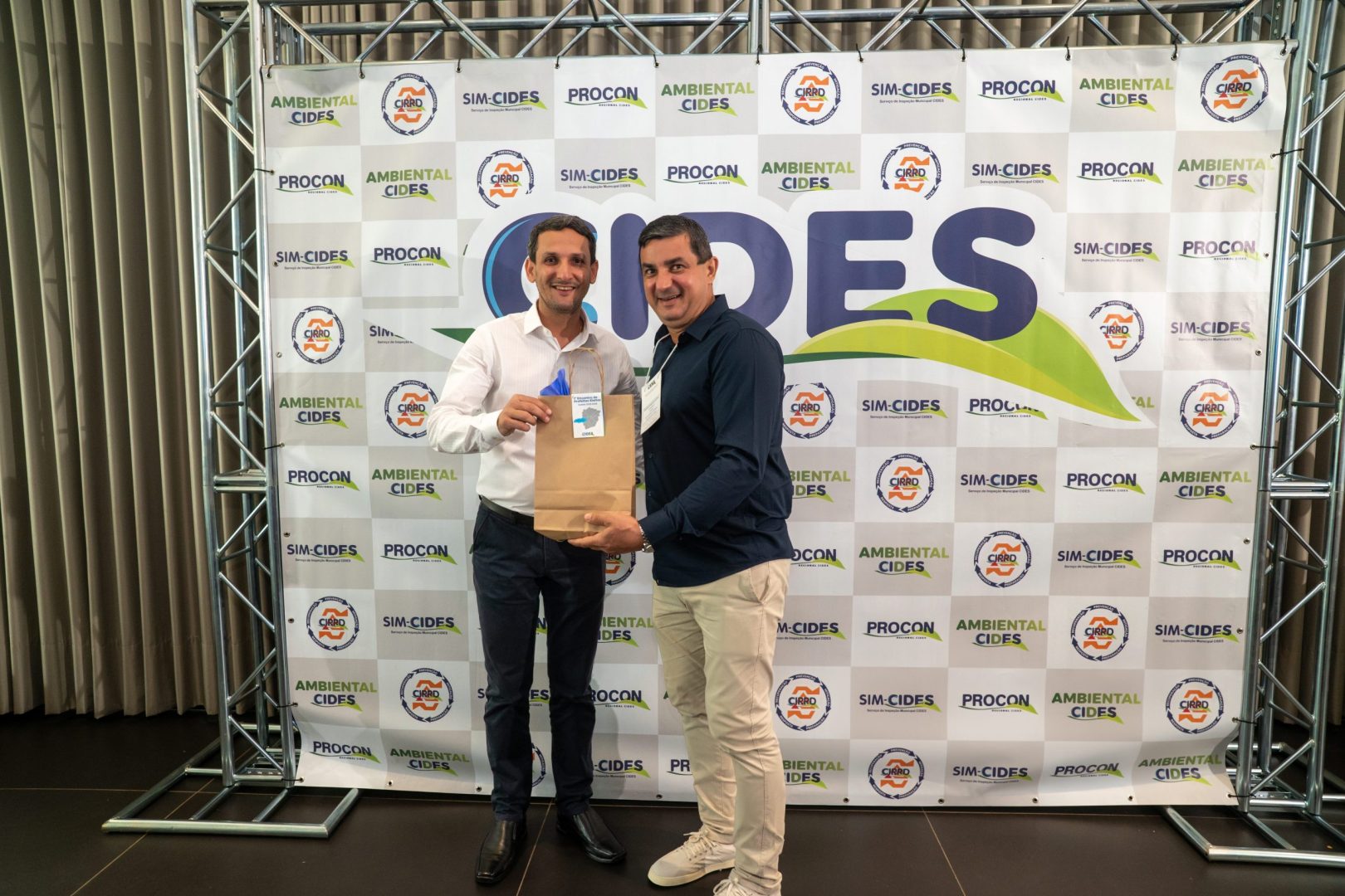 LUIZCROSARA 34988442828