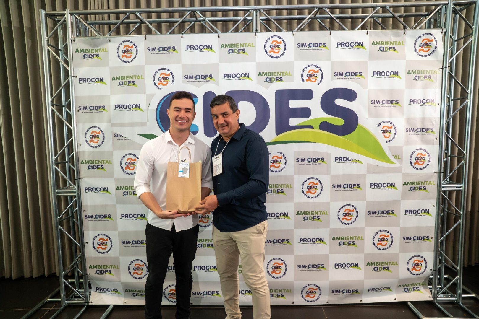 LUIZCROSARA 34988442828